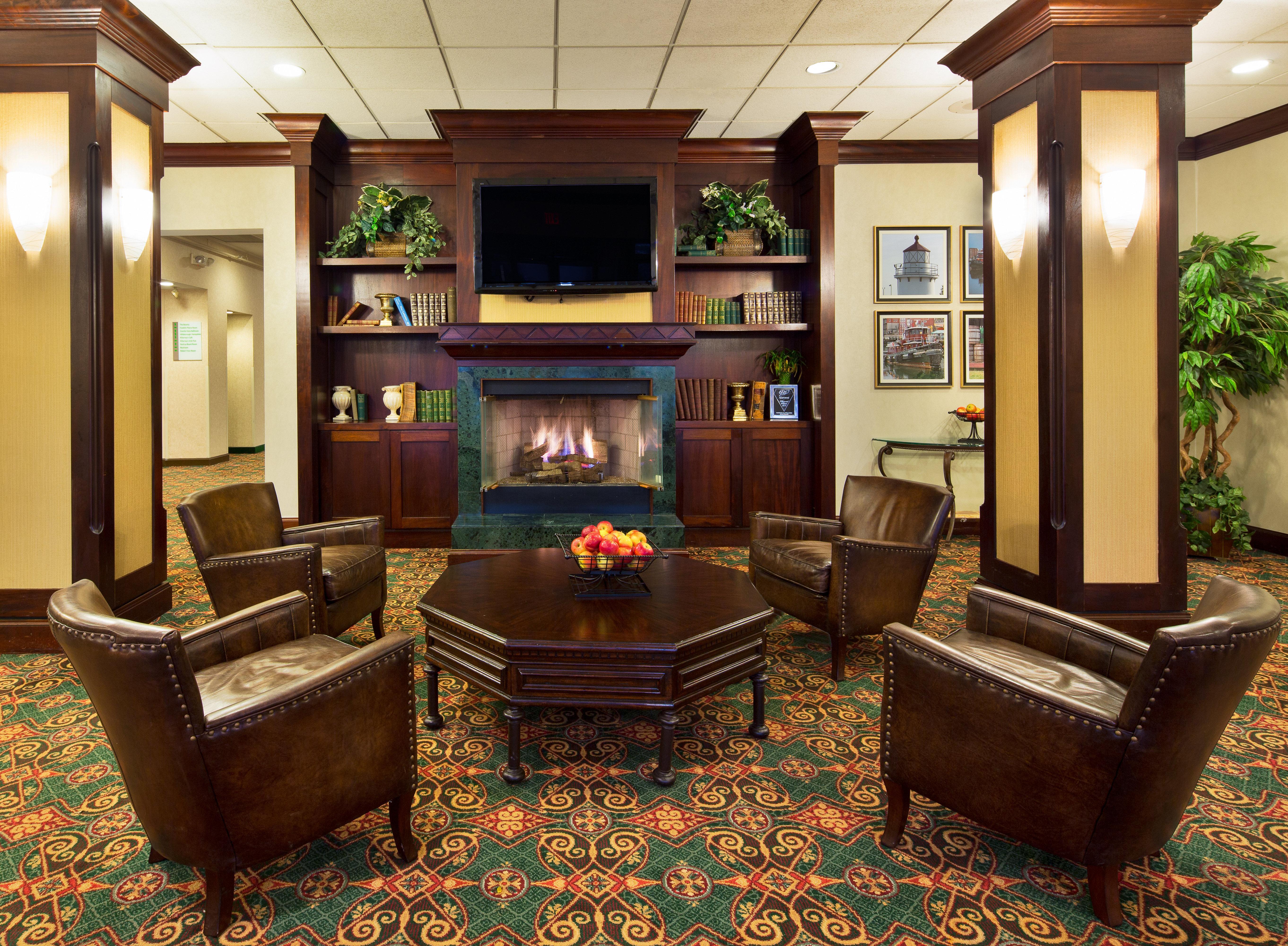 Holiday Inn Nashua, An Ihg Hotel ภายนอก รูปภาพ