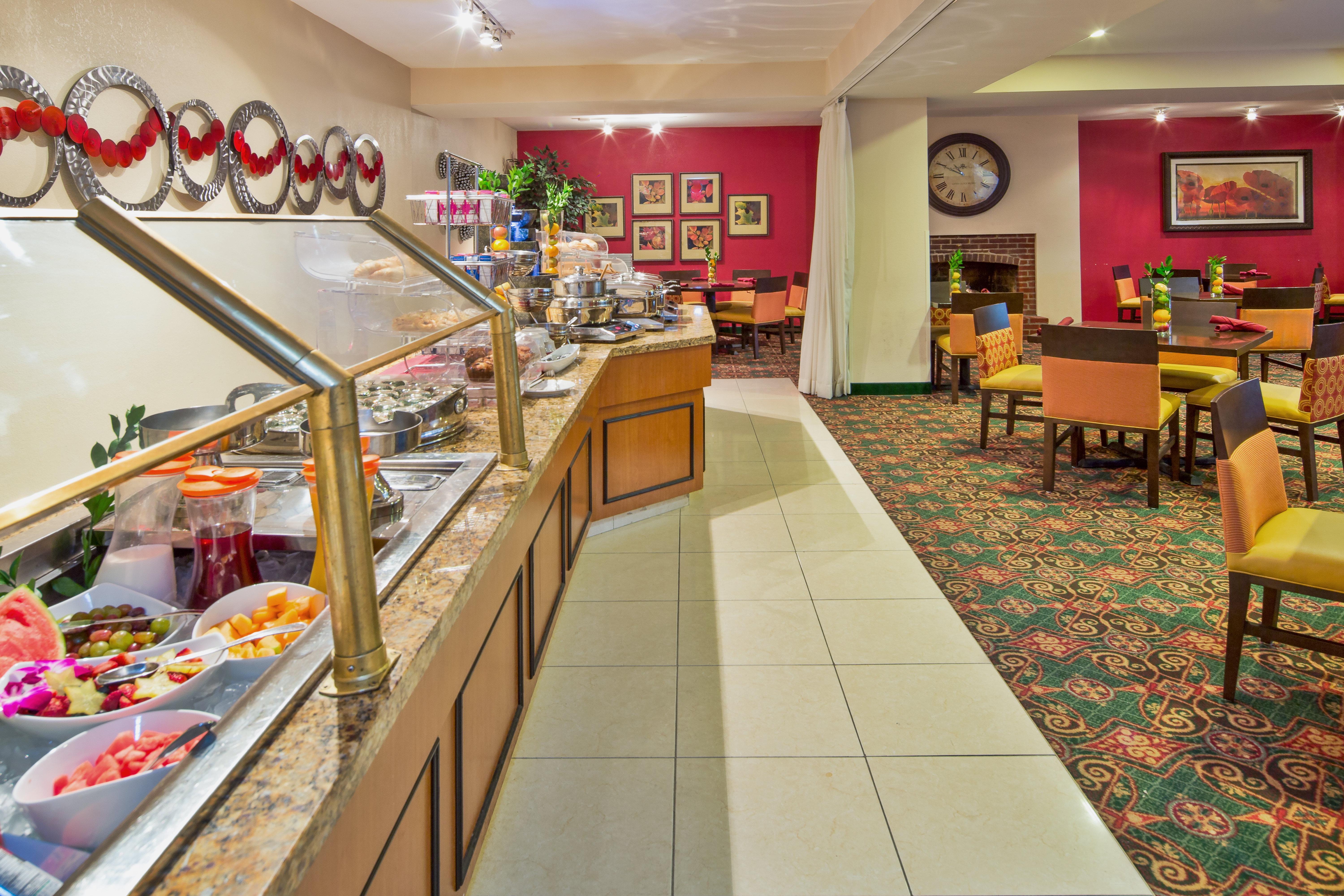 Holiday Inn Nashua, An Ihg Hotel ภายนอก รูปภาพ